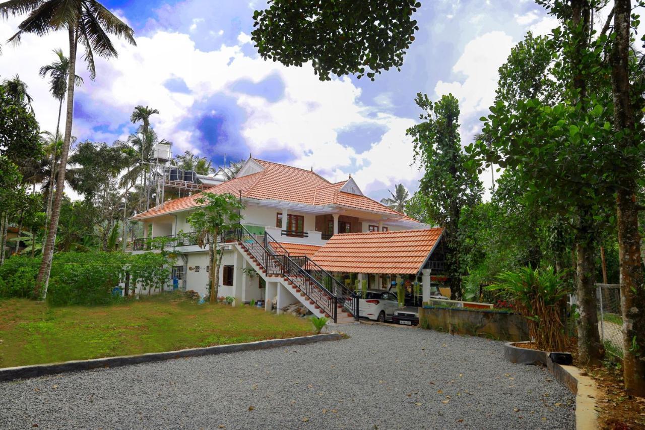 Ben Cottage Thekkady Exterior photo