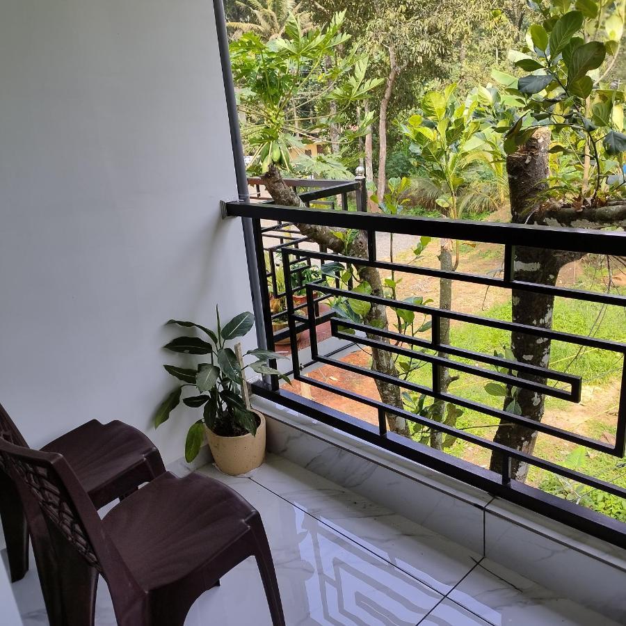 Ben Cottage Thekkady Exterior photo